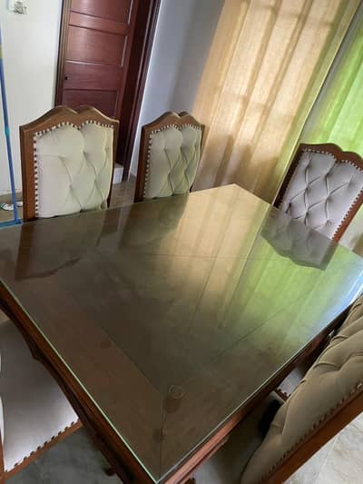 6 seater wood dinning table