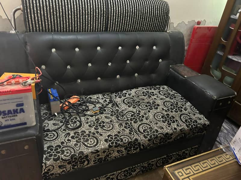 6 sitter sofa 1