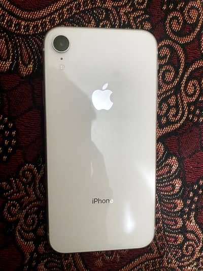 Apple iPhone XR