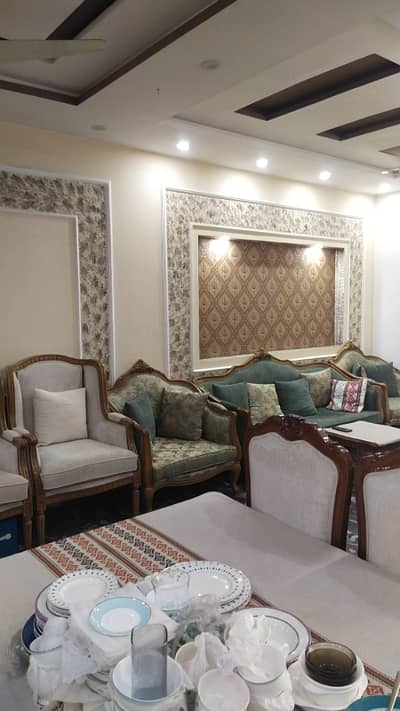 Near Wapda town Gulshan e Lahore society 5 mrla brand new beautiful lower portion available for rent