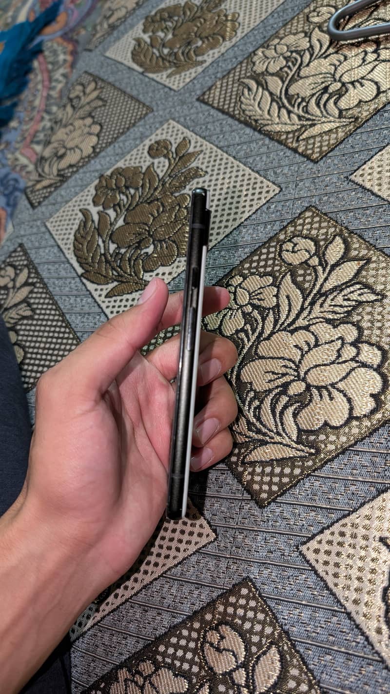Google Pixel 6a 3