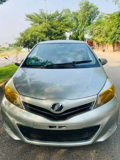 Toyota Vitz 2011