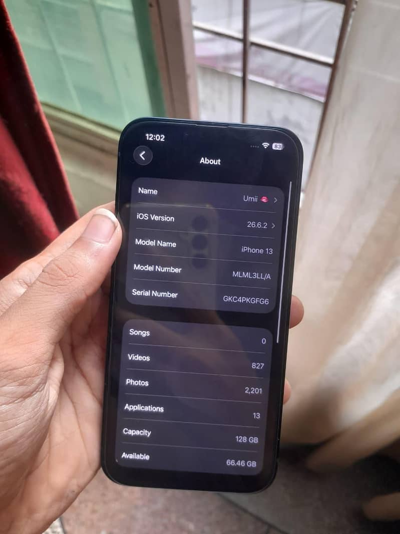 Apple iPhone 13 3