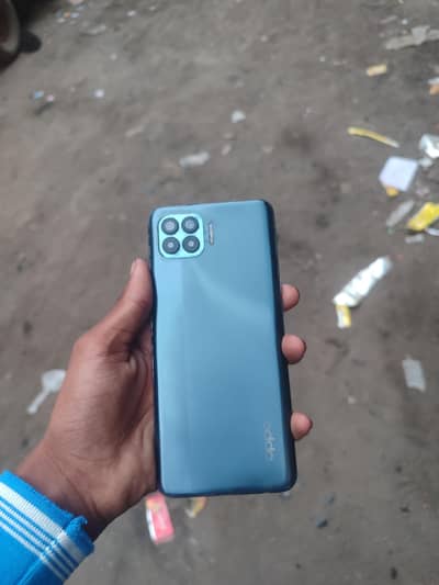 OPPO F17 Pro
