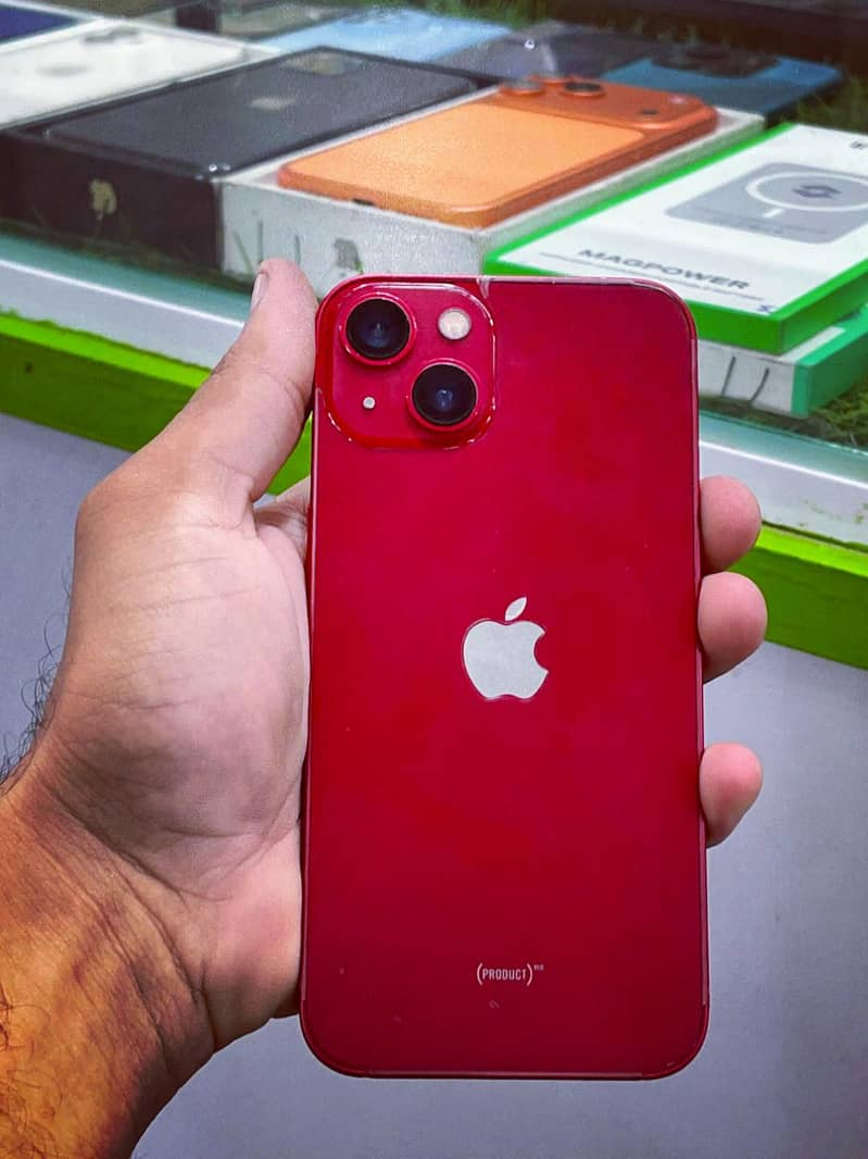 Apple iPhone 13 0