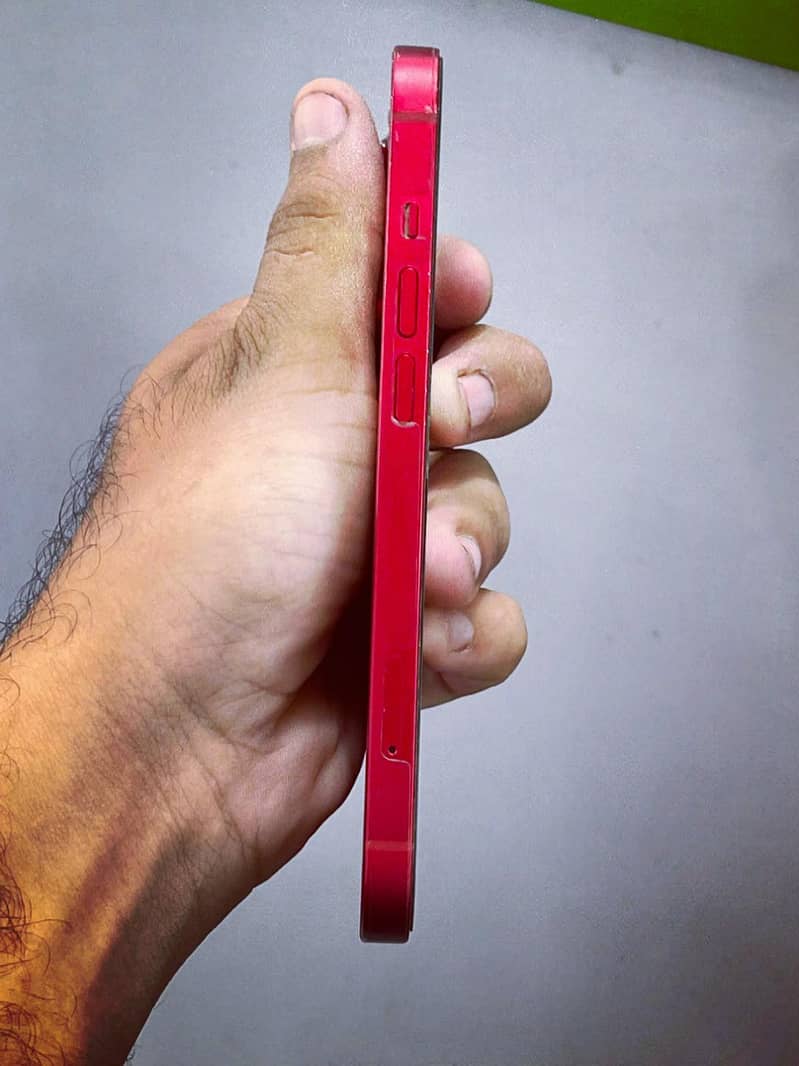 Apple iPhone 13 3