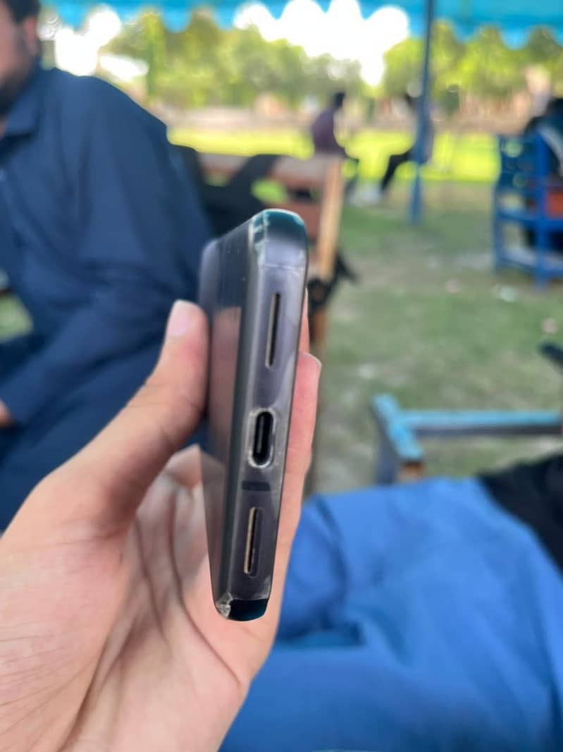Google Pixel 8 5