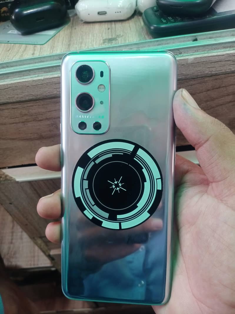 One Plus 9 Pro 5G 1