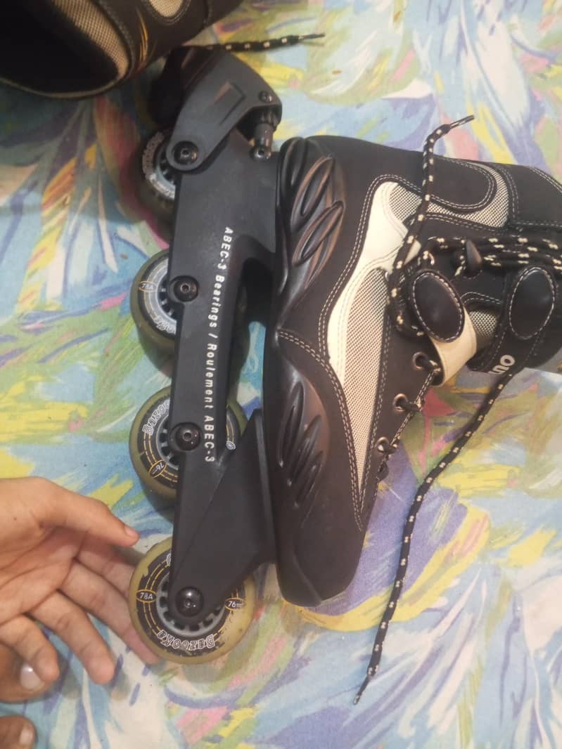 bazooka roller skates . 7