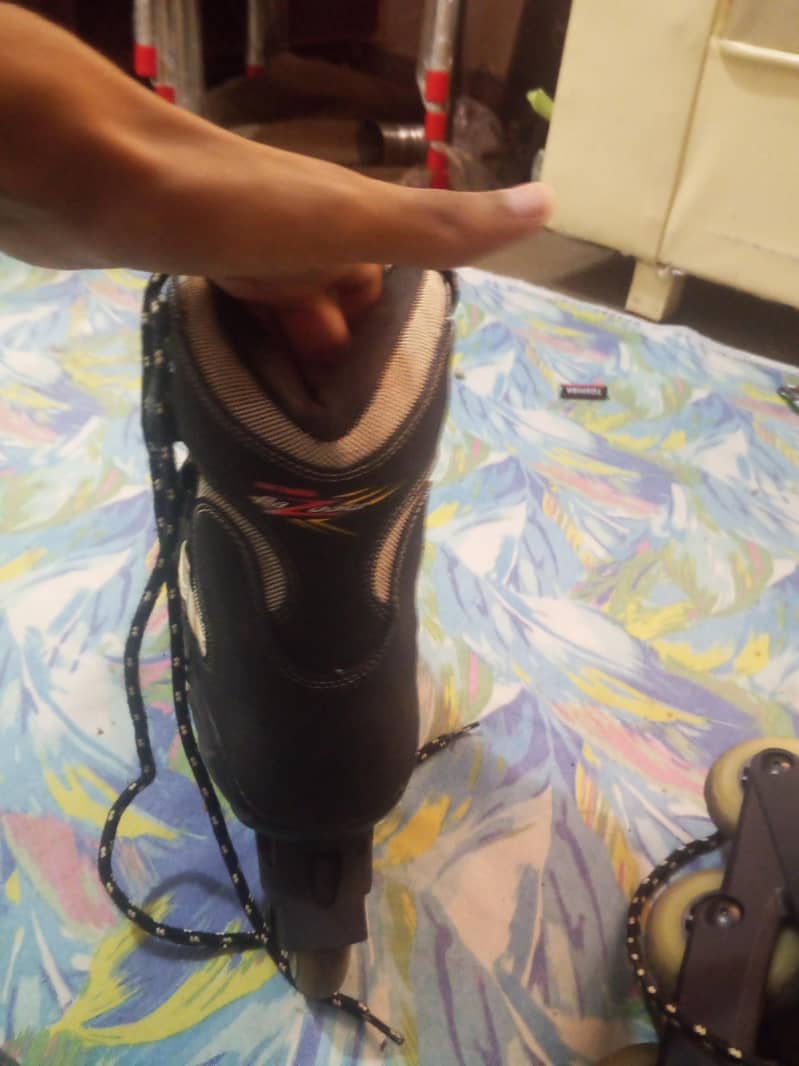bazooka roller skates . 11