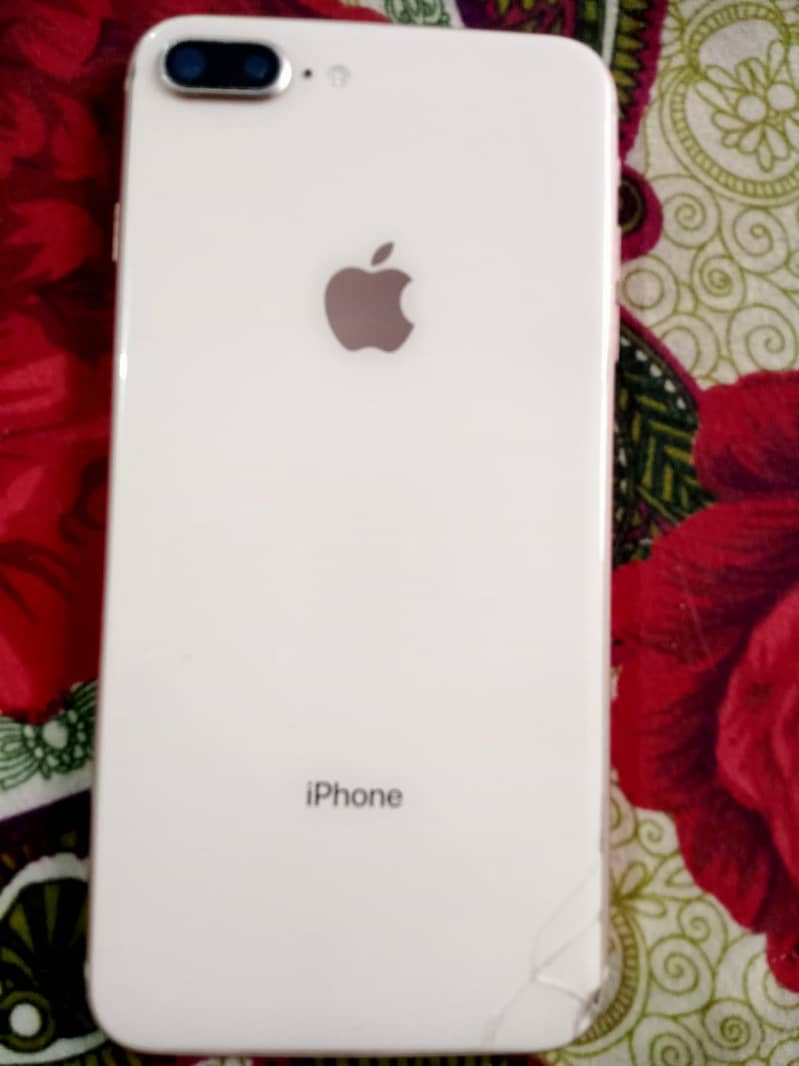 Apple iPhone 8 Plus 2