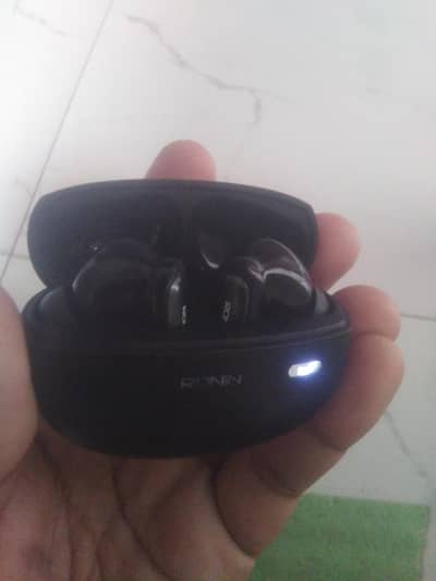 Ronin eminence earburds
