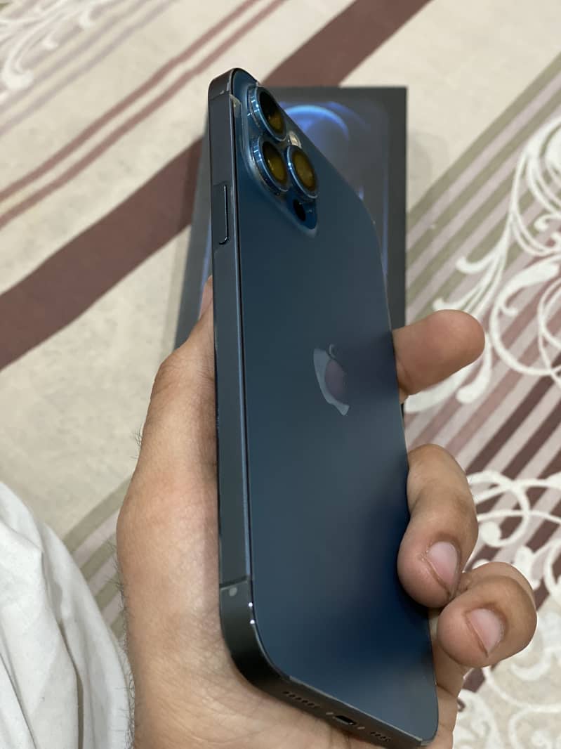 Apple iPhone 12 Pro Max 5