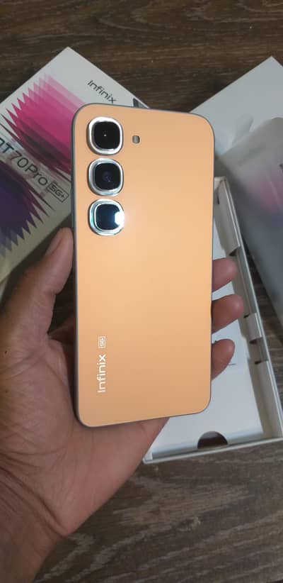 Infinix hot 70 pro 5G+