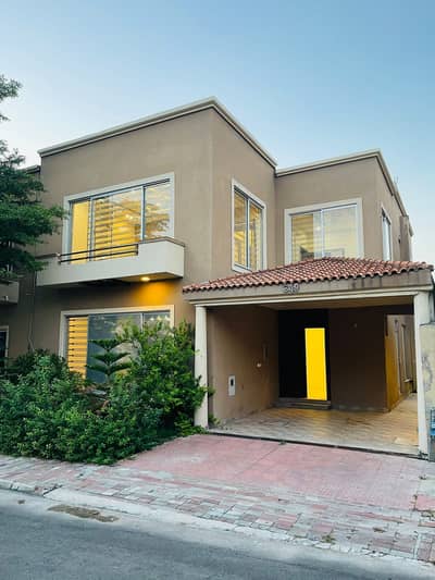 14 Marla corner Villa For Sale In Prime Location Of DHA 1 Sector F