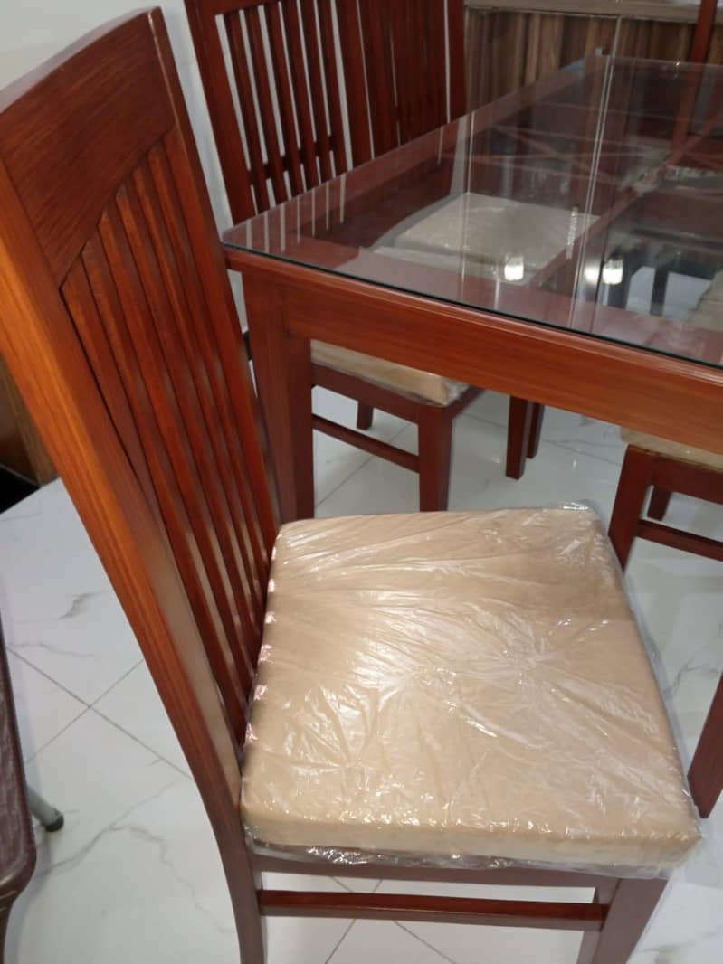 Dining table 3