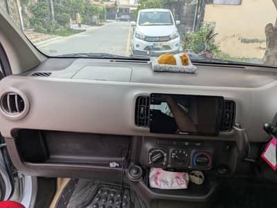 Toyota Passo 2015