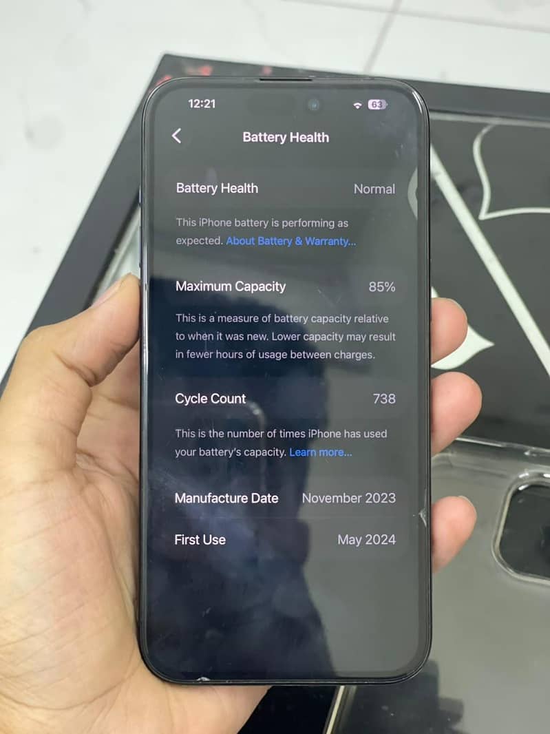 Apple iPhone 15 Pro Max 9