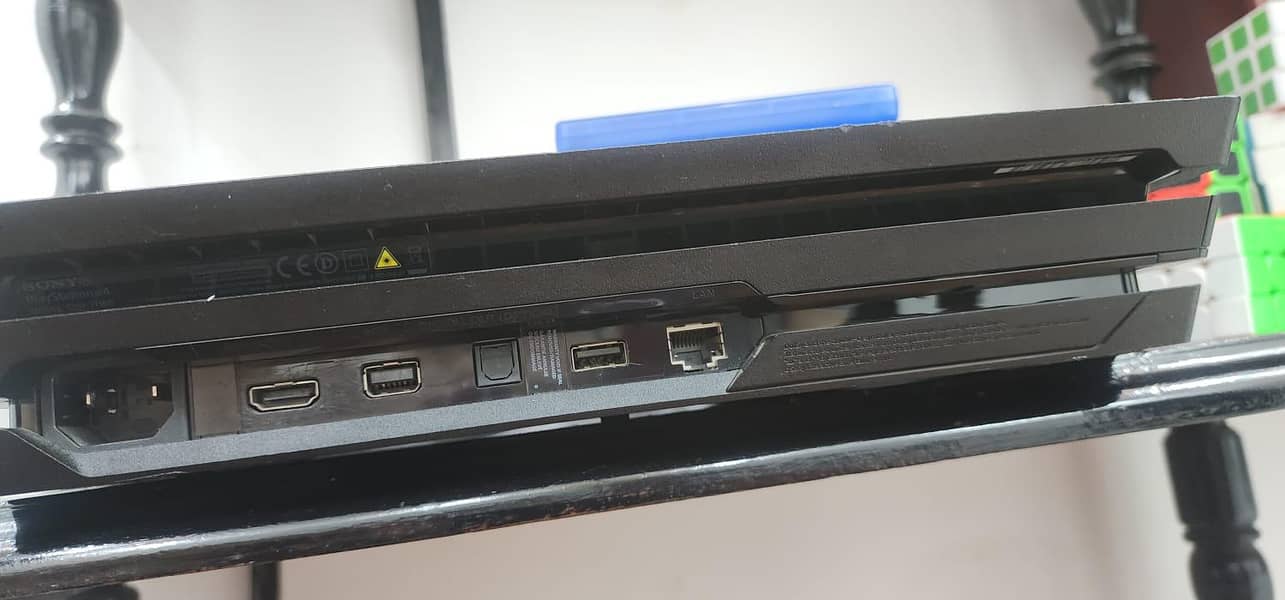 PS4 PRO 1 TB Immaculate Condition 1