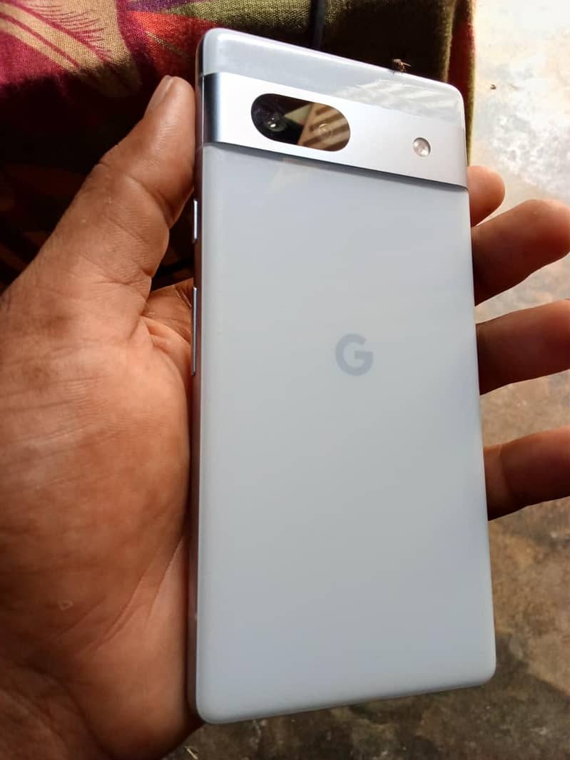 Google Pixel 7a 1