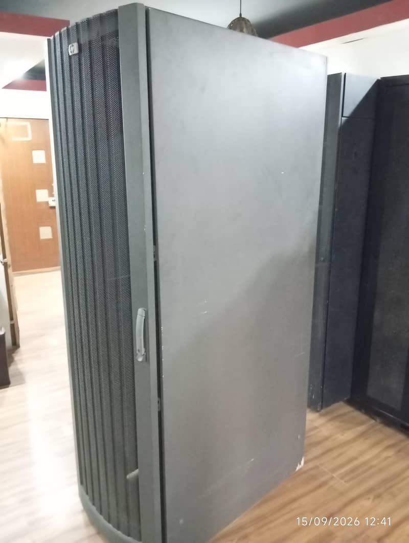 Server Rack 1