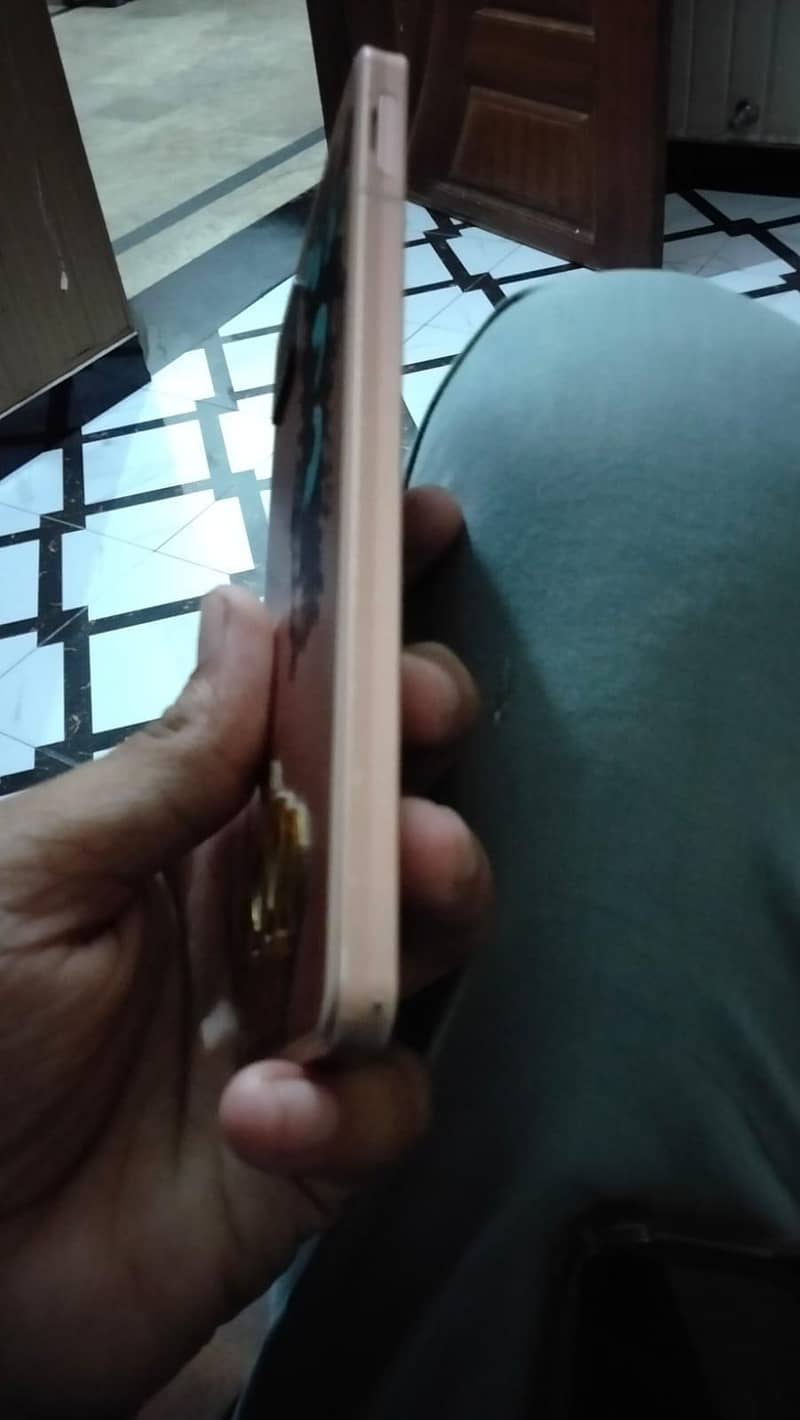 Aqous Mobile 2