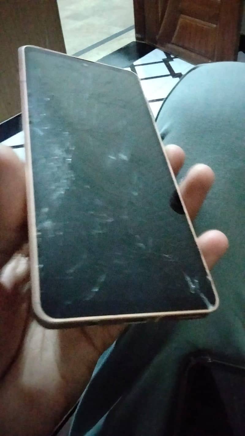Aqous Mobile 5