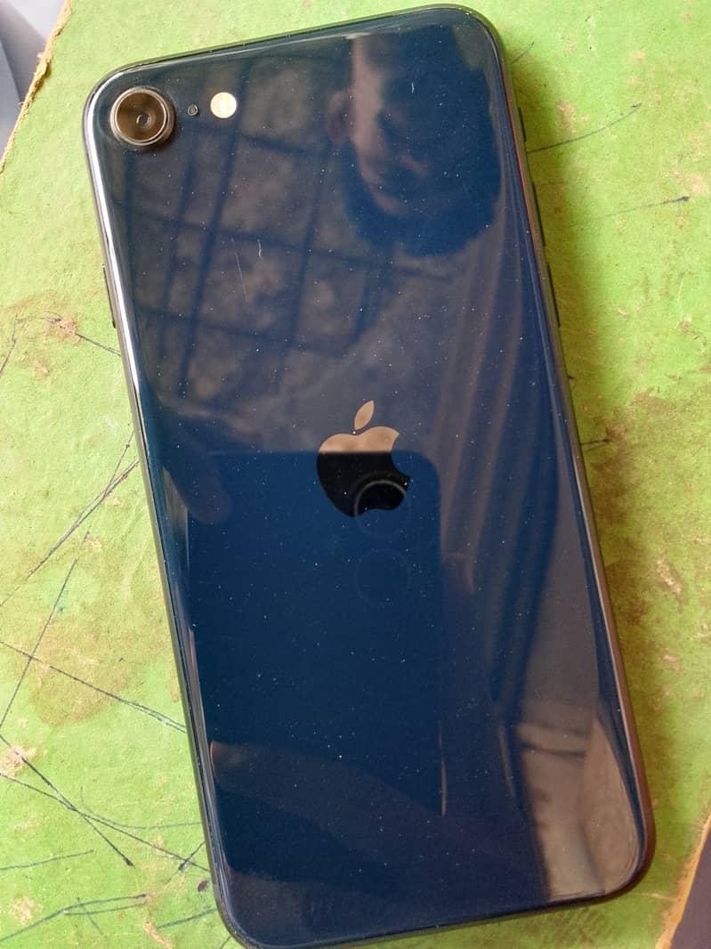 Iphone se 3 0