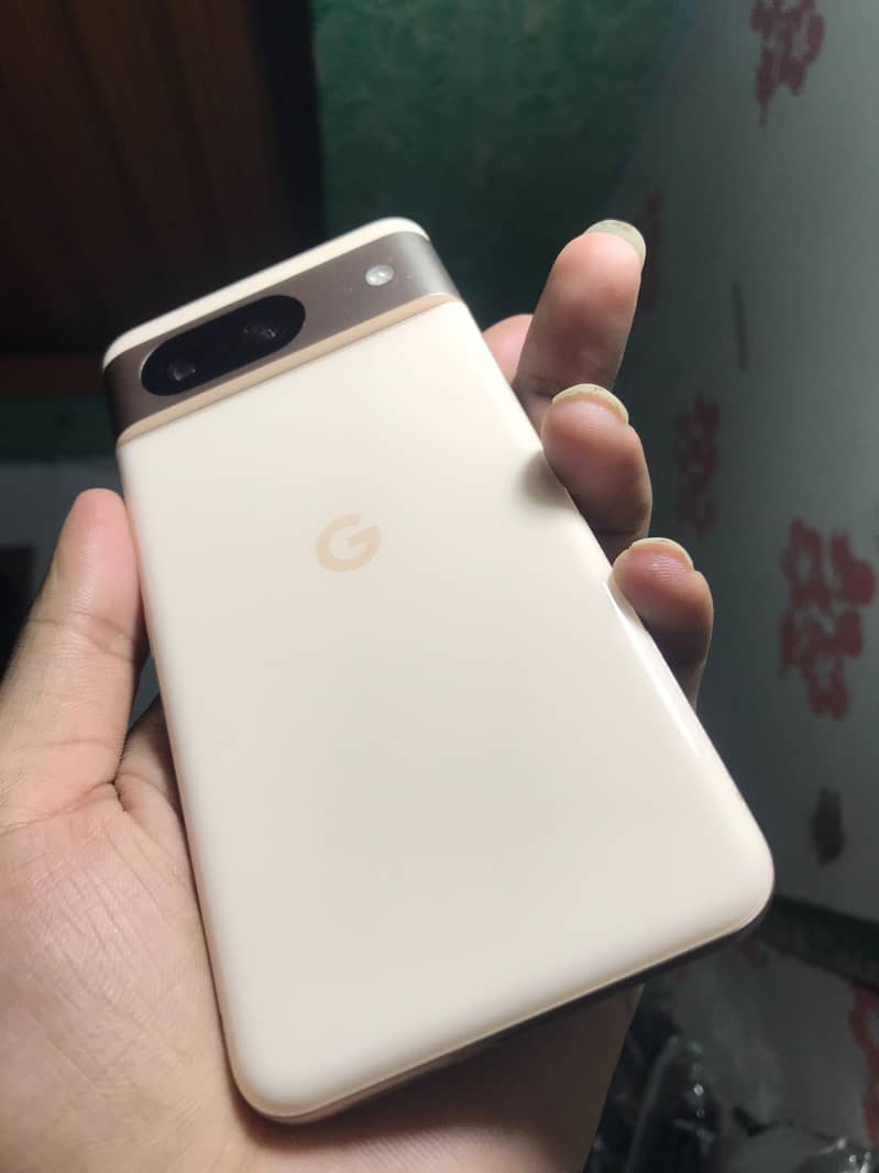 Google Pixel 8 0