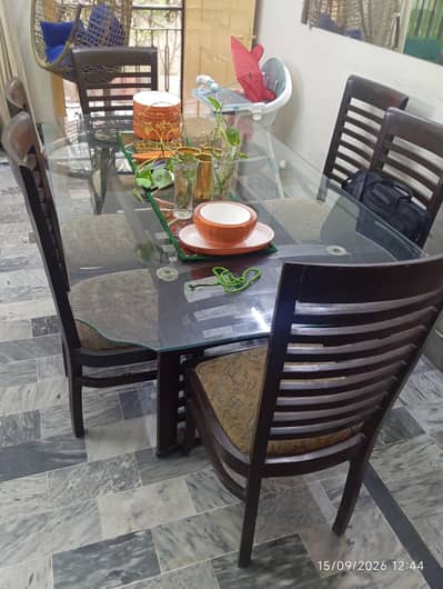 6 Seater Dining Table
