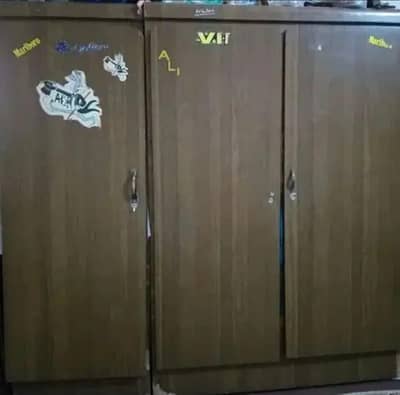 3 Set Almari