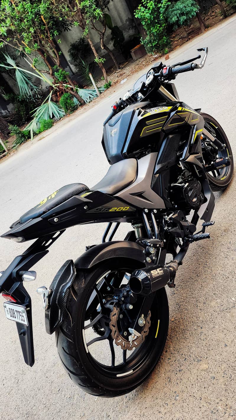 Batllo 200cc 1