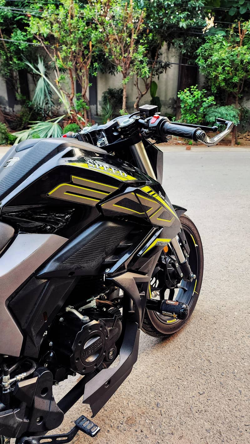Batllo 200cc 3