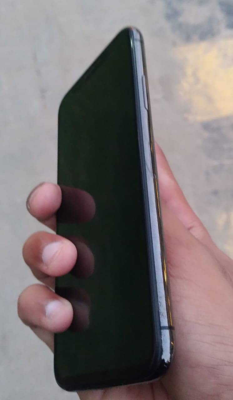 Apple iPhone X 2