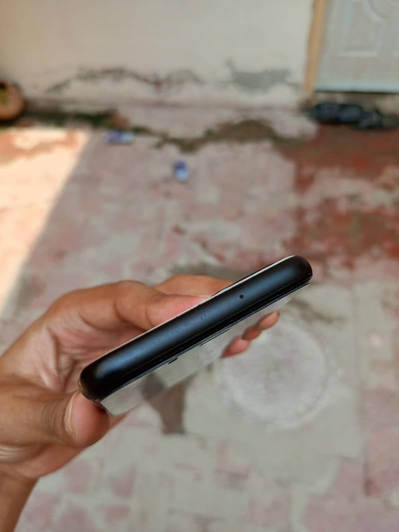 Google Pixel 4 7