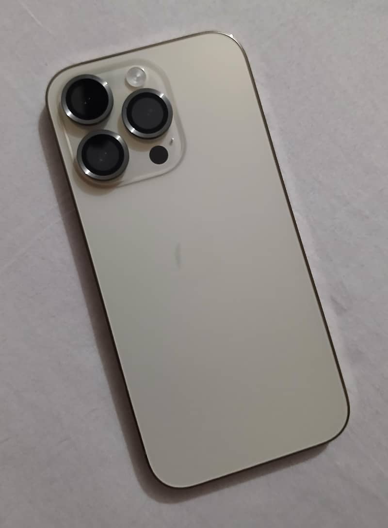 Apple iPhone 14 Pro 0