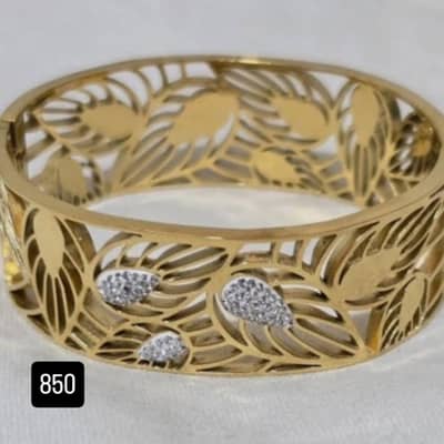 Trendy Lightweight Jewellery Set for Women | Elegant Necklace,Pakistan