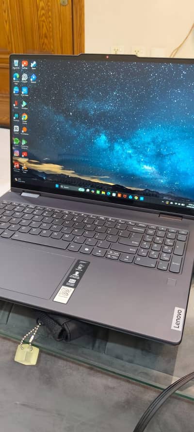 lenovo Yoga 7i Touch And Type With Core Ultra 7 Processor 1Tb Ssd.