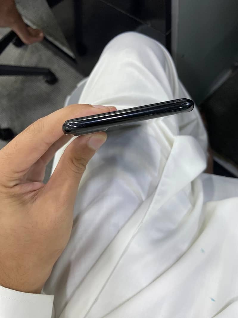 Apple iPhone 7 Plus 0