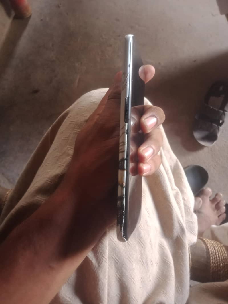 One Plus 9 Pro 1