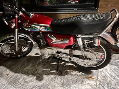 HONDA || 125 cg||   || Model 2024 edition