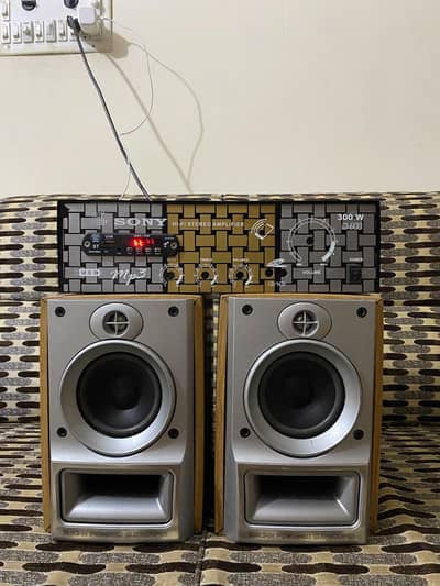 Aiwa company original japani speaker pair with amplifier