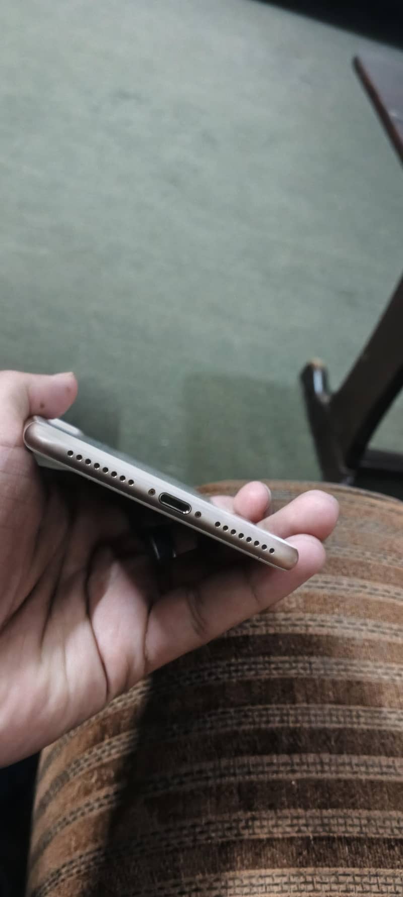 Apple iPhone 8 Plus 3
