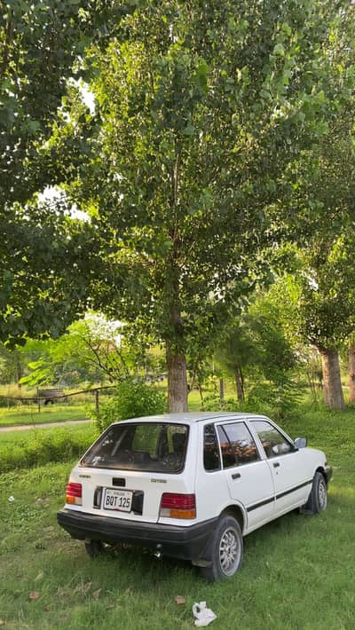 Suzuki Khyber 2000