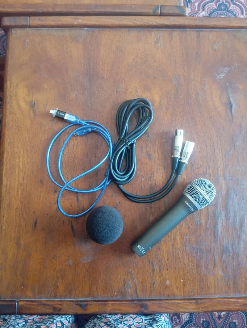 Samson Q2u dynamic mic 0