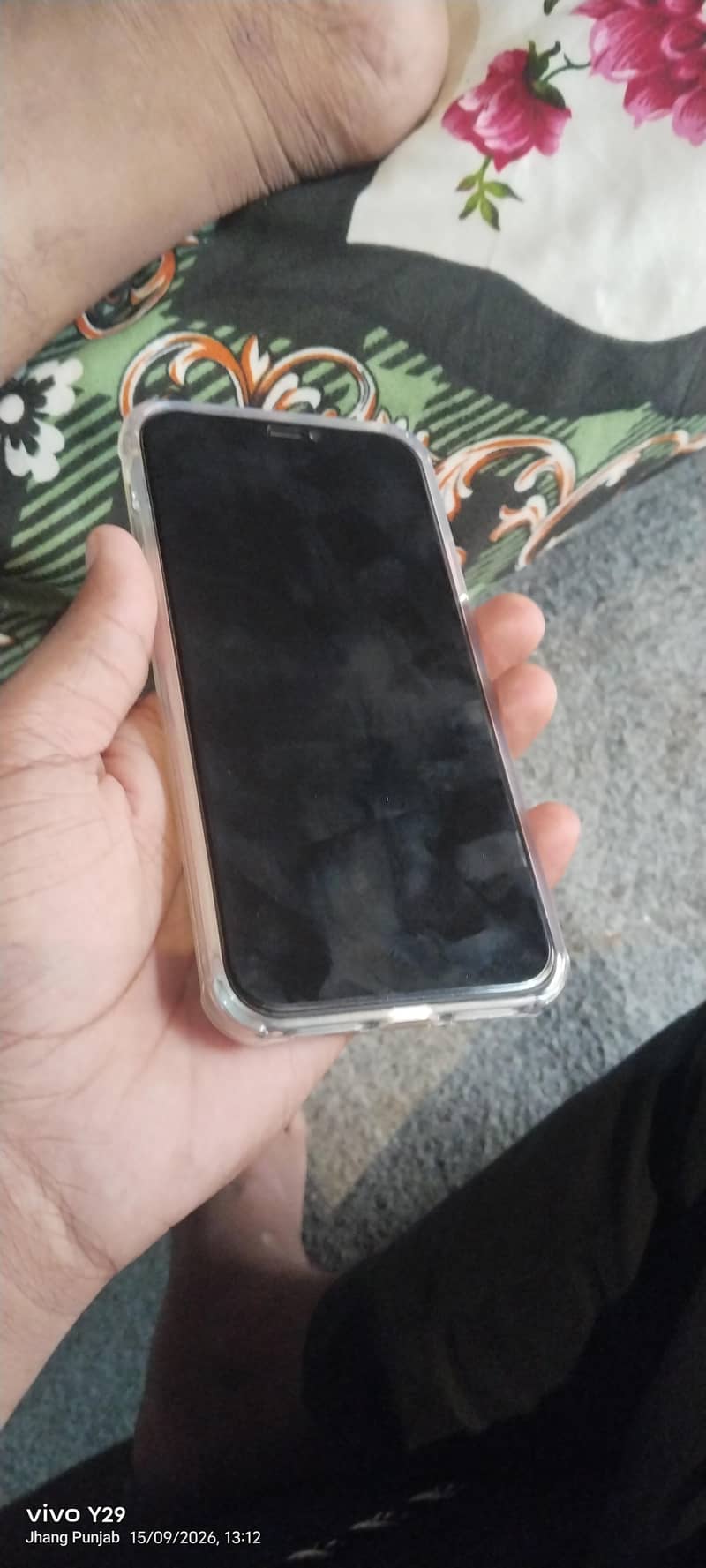Apple iPhone 11 0