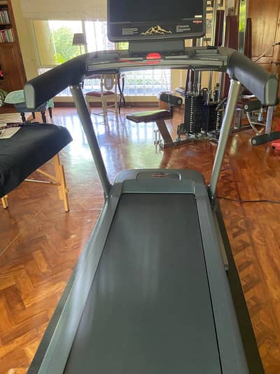 Elec Treadmil / Motorized Treadmil / Running Machine / Jogging Machine