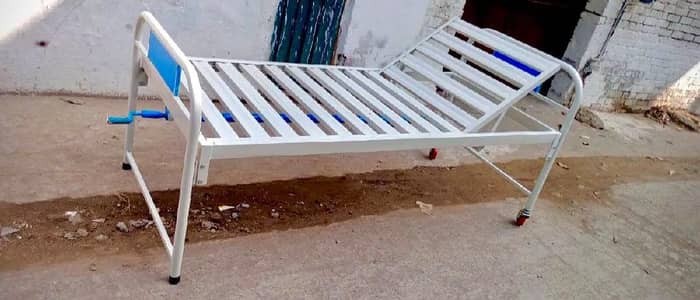 hospital beds good in condition