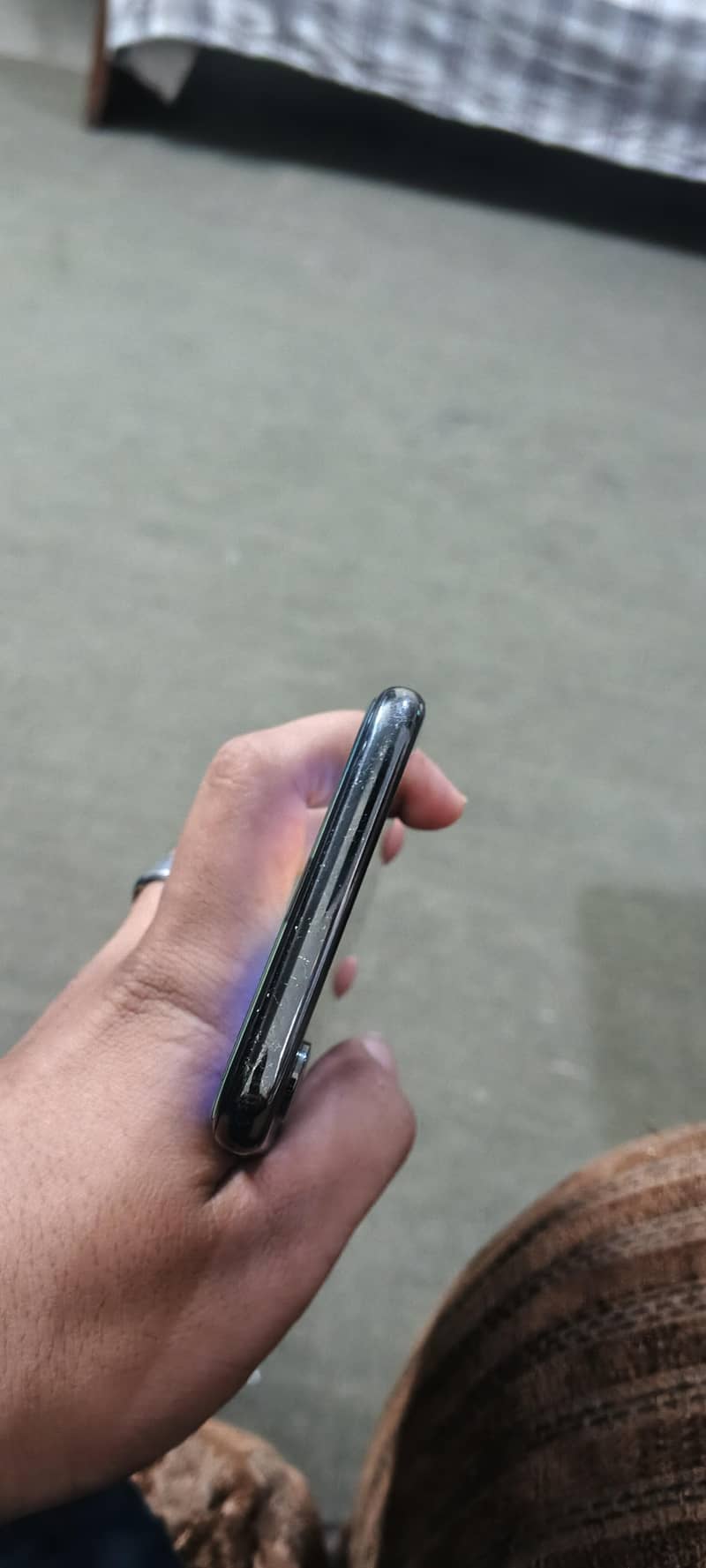 Apple iPhone X 4