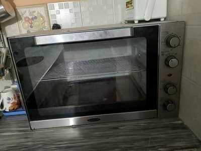microwave oven